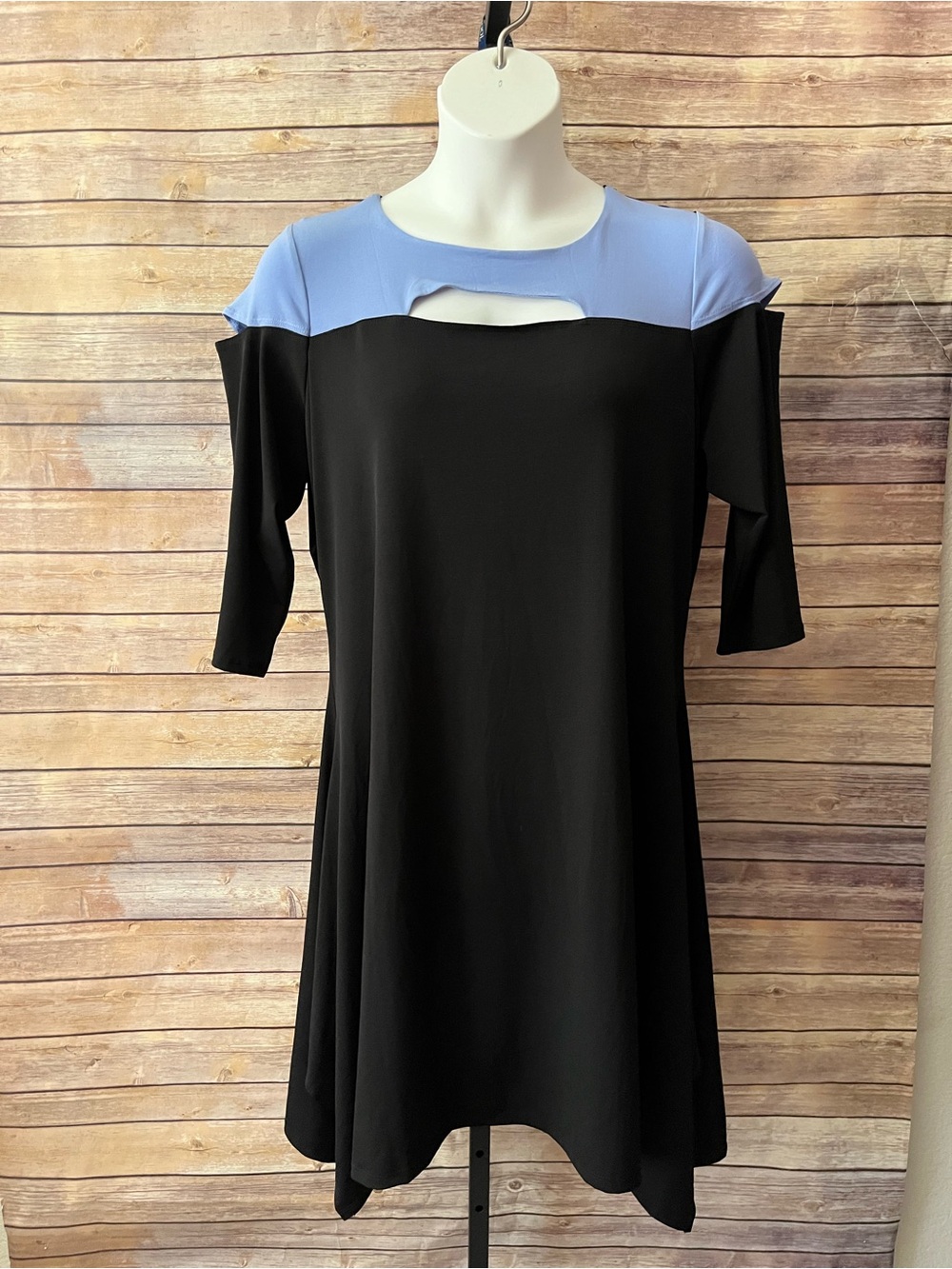 NY Collection Cutout A-Line Dress - 
Size 1X - Picture 2 of 9